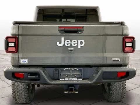 More photos of 2020 Jeep Gladiator Overland at Bob Ruth Ford Dillsburg, PA