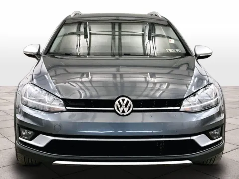 Another view of 2018 Volkswagen Golf Alltrack SE for sale in Dillsburg, PA at Bob Ruth Ford Dillsburg