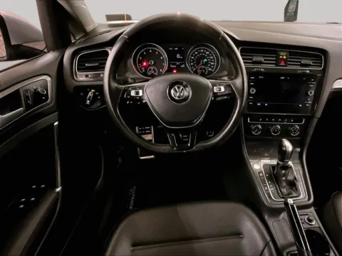 More photos of 2018 Volkswagen Golf Alltrack SE at Bob Ruth Ford Dillsburg, PA