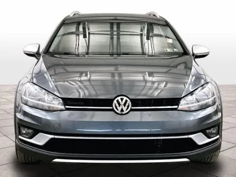 More photos of 2018 Volkswagen Golf Alltrack TSI SE at Bob Ruth Ford Dillsburg, PA