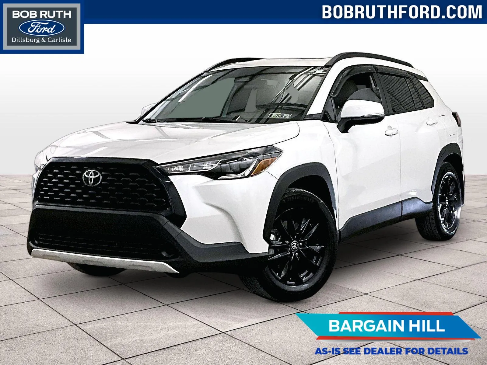 White 2023 Toyota Corolla Cross LE for sale in Dillsburg, PA