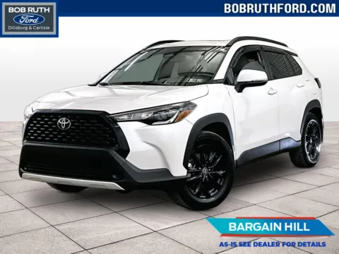 White 2023 Toyota Corolla Cross LE for sale in Dillsburg, PA