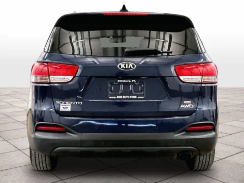 More photos of 2016 Kia Sorento LX at Bob Ruth Ford Dillsburg, PA