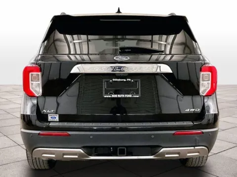 More photos of 2022 Ford Explorer XLT at Bob Ruth Ford Dillsburg, PA