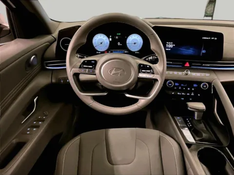 More photos of 2024 Hyundai Elantra SEL at Bob Ruth Ford Dillsburg, PA