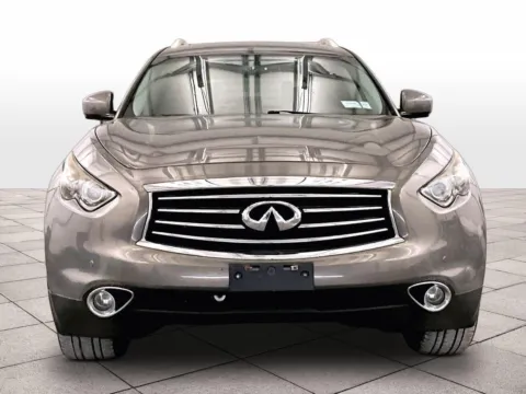More photos of 2016 INFINITI QX70 at Bob Ruth Ford Dillsburg, PA