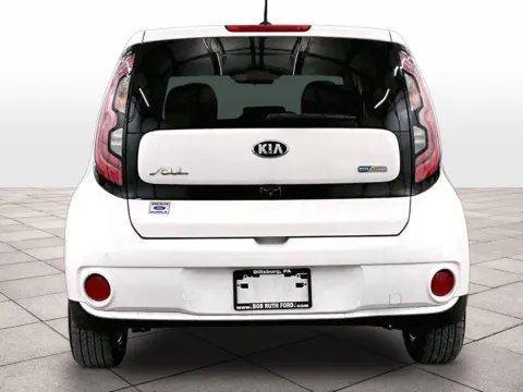 More photos of 2016 Kia Soul EV at Bob Ruth Ford Dillsburg, PA