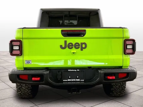 More photos of 2021 Jeep Gladiator Rubicon at Bob Ruth Ford Dillsburg, PA