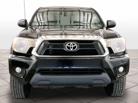 More photos of 2012 Toyota Tacoma at Bob Ruth Ford Dillsburg, PA