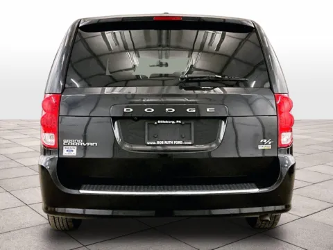 More photos of 2016 Dodge Grand Caravan R/T at Bob Ruth Ford Dillsburg, PA