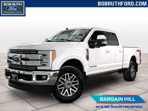 White 2019 Ford Super Duty F-250 SRW LARIAT for sale in Dillsburg, PA