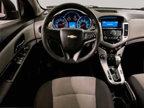 More photos of 2012 Chevrolet Cruze LS at Bob Ruth Ford Dillsburg, PA