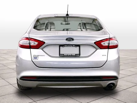 More photos of 2016 Ford Fusion SE at Bob Ruth Ford Dillsburg, PA