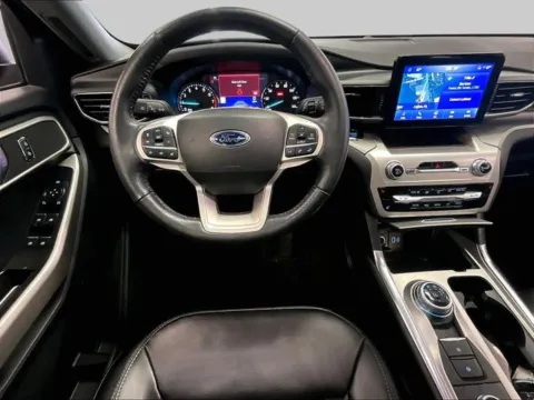 More photos of 2022 Ford Explorer XLT at Bob Ruth Ford Dillsburg, PA