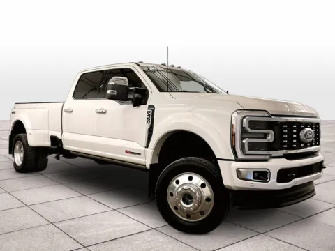 Photos of 2025 Ford Super Duty F-450 DRW Platinum for sale in Dillsburg, PA at Bob Ruth Ford Dillsburg