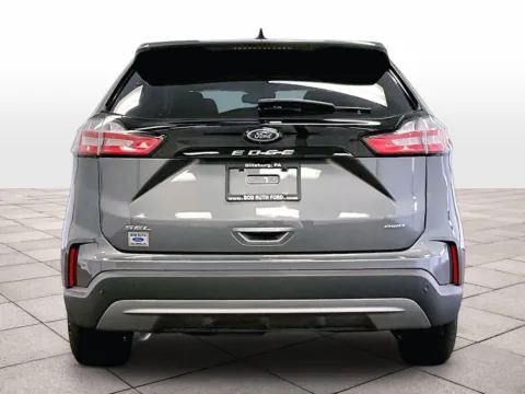 More photos of 2024 Ford Edge SEL at Bob Ruth Ford Dillsburg, PA