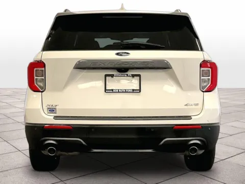 More photos of 2023 Ford Explorer XLT at Bob Ruth Ford Dillsburg, PA