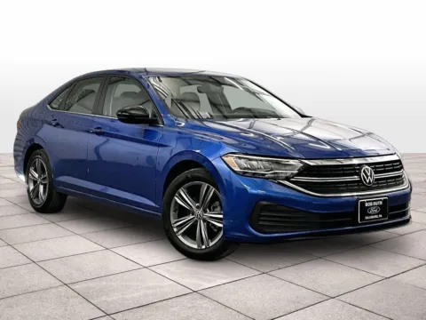 Photos of 2023 Volkswagen Jetta SE for sale in Dillsburg, PA at Bob Ruth Ford Dillsburg