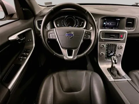 More photos of 2018 Volvo S60 Inscription T5 at Bob Ruth Ford Dillsburg, PA