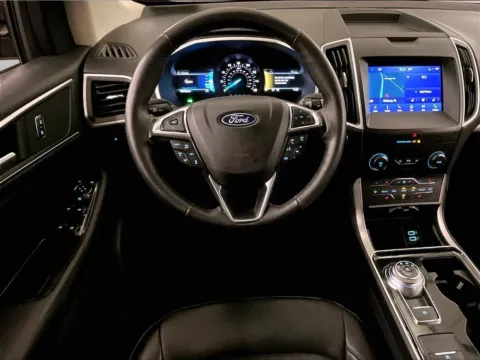 More photos of 2020 Ford Edge SEL at Bob Ruth Ford Dillsburg, PA