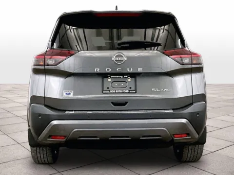 More photos of 2022 Nissan Rogue SL at Bob Ruth Ford Dillsburg, PA