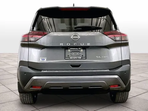 More photos of 2022 Nissan Rogue SL at Bob Ruth Ford Dillsburg, PA