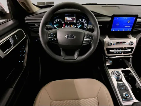 More photos of 2022 Ford Explorer at Bob Ruth Ford Dillsburg, PA