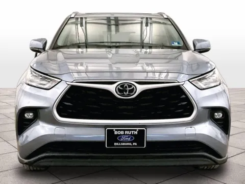 Another view of 2020 Toyota Highlander XLE for sale in Dillsburg, PA at Bob Ruth Ford Dillsburg