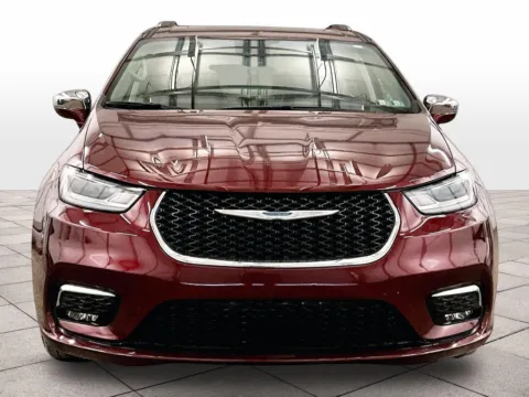 Another view of 2021 Chrysler Pacifica Hybrid Limited for sale in Dillsburg, PA at Bob Ruth Ford Dillsburg