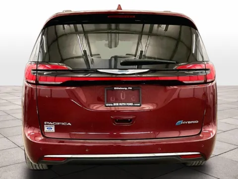More photos of 2021 Chrysler Pacifica Hybrid Limited at Bob Ruth Ford Dillsburg, PA