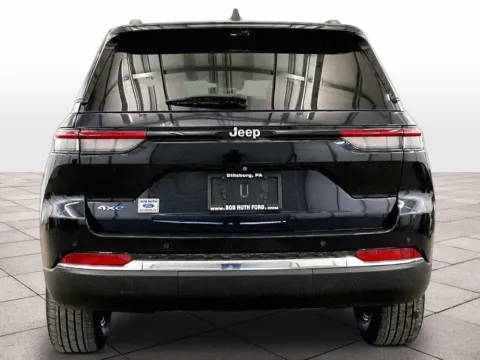 More photos of 2022 Jeep Grand Cherokee 4xe at Bob Ruth Ford Dillsburg, PA