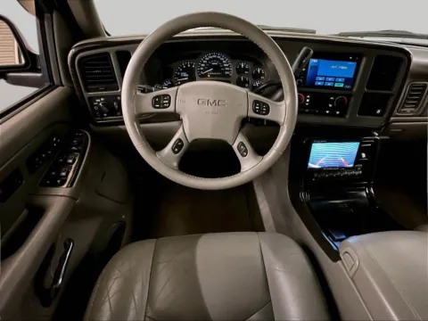 More photos of 2006 GMC Yukon XL Denali at Bob Ruth Ford Dillsburg, PA