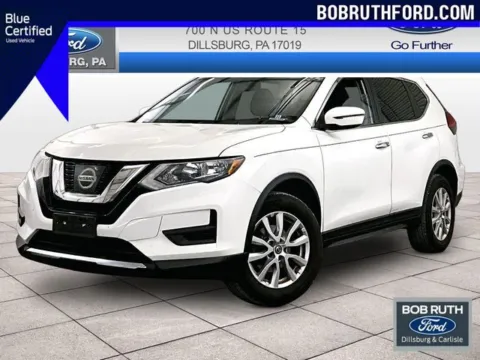 White 2017 Nissan Rogue SV for sale in Dillsburg, PA