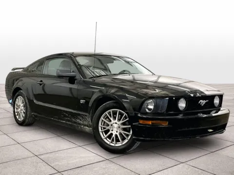 Photos of 2006 Ford Mustang GT Premium for sale in Dillsburg, PA at Bob Ruth Ford Dillsburg