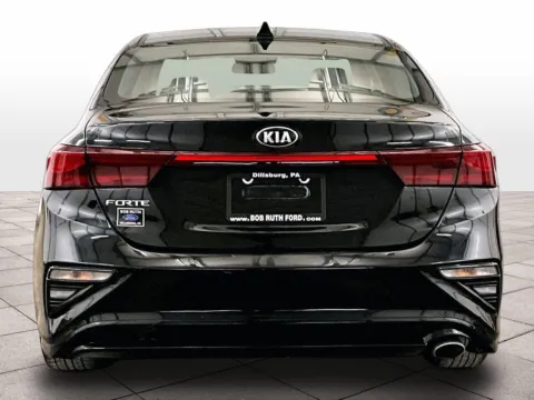 More photos of 2019 Kia Forte LXS at Bob Ruth Ford Dillsburg, PA