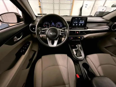 More photos of 2019 Kia Forte LXS at Bob Ruth Ford Dillsburg, PA