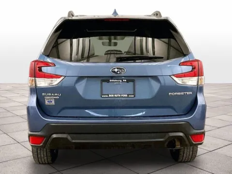 More photos of 2022 Subaru Forester Premium at Bob Ruth Ford Dillsburg, PA