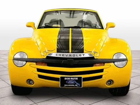 More photos of 2003 Chevrolet SSR LS at Bob Ruth Ford Dillsburg, PA