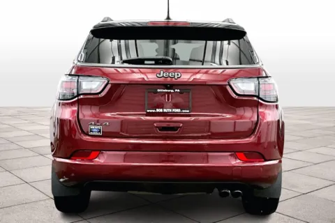 More photos of 2022 Jeep Compass High Altitude at Bob Ruth Ford Dillsburg, PA