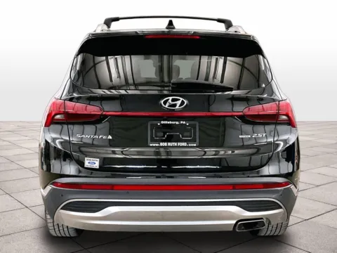 More photos of 2022 Hyundai Santa Fe Limited at Bob Ruth Ford Dillsburg, PA