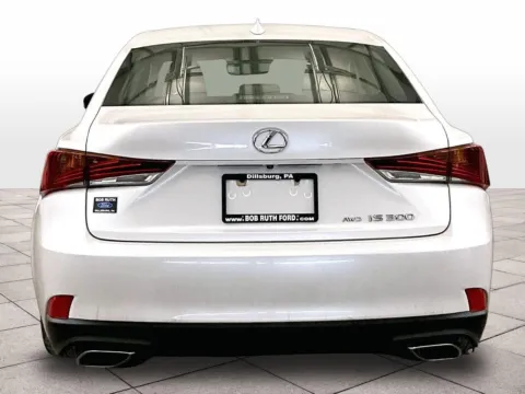More photos of 2018 Lexus IS 300 at Bob Ruth Ford Dillsburg, PA