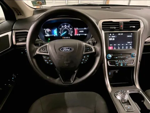 More photos of 2018 Ford Fusion SE at Bob Ruth Ford Dillsburg, PA