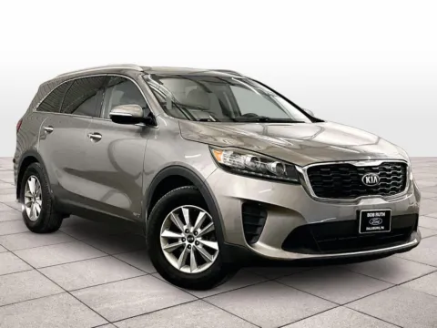 Photos of 2019 Kia Sorento LX for sale in Dillsburg, PA at Bob Ruth Ford Dillsburg