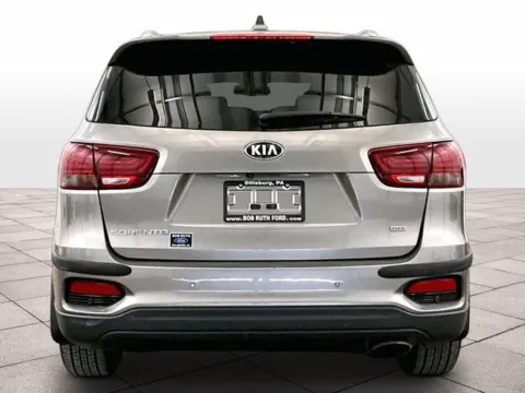 More photos of 2019 Kia Sorento LX at Bob Ruth Ford Dillsburg, PA