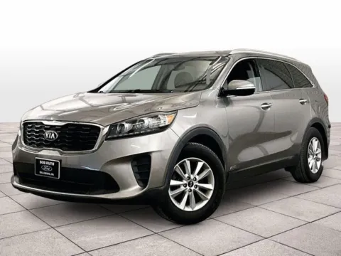Silver 2019 Kia Sorento LX for sale in Dillsburg, PA