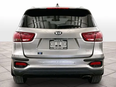 More photos of 2019 Kia Sorento LX at Bob Ruth Ford Dillsburg, PA