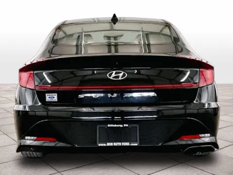 More photos of 2022 Hyundai Sonata SEL at Bob Ruth Ford Dillsburg, PA