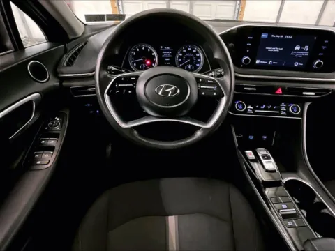 More photos of 2022 Hyundai Sonata SEL at Bob Ruth Ford Dillsburg, PA