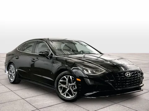 Photos of 2022 Hyundai Sonata SEL for sale in Dillsburg, PA at Bob Ruth Ford Dillsburg