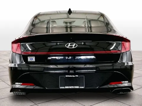 More photos of 2022 Hyundai Sonata SEL at Bob Ruth Ford Dillsburg, PA